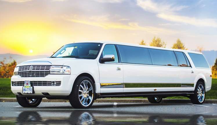 5 Reasons to Hire for sky limo service 